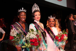 Carlina Rebeiro 2nd Runner Up Miss Diversity News representing Cabo Verde, Francesca Esker Miss Diversity News and 1st Runner Up Gisele Rebeiro Mrs. Diversity representing Costa Rica